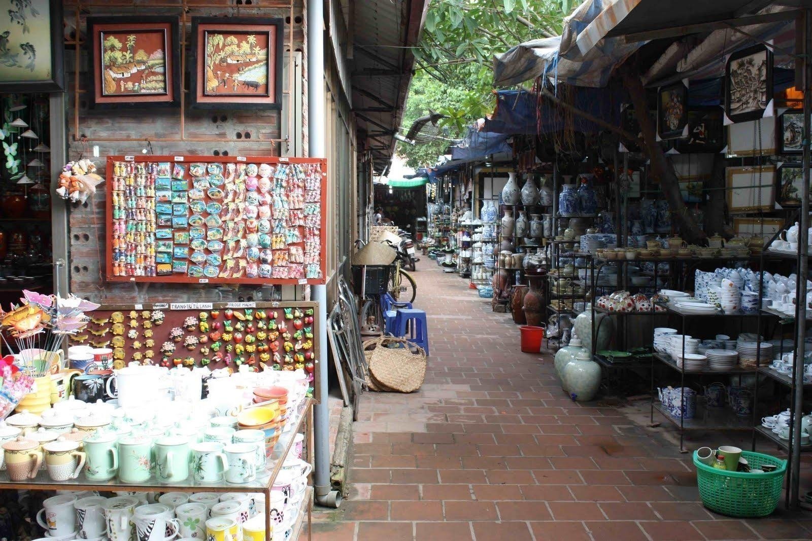 Bike Ride Hanoi 1 Day But Thap Bat Trang